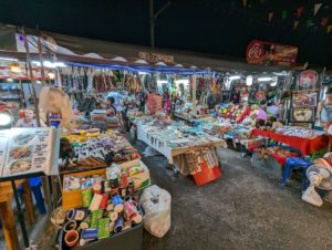 Самуи Ночной рынок на Ламай бич